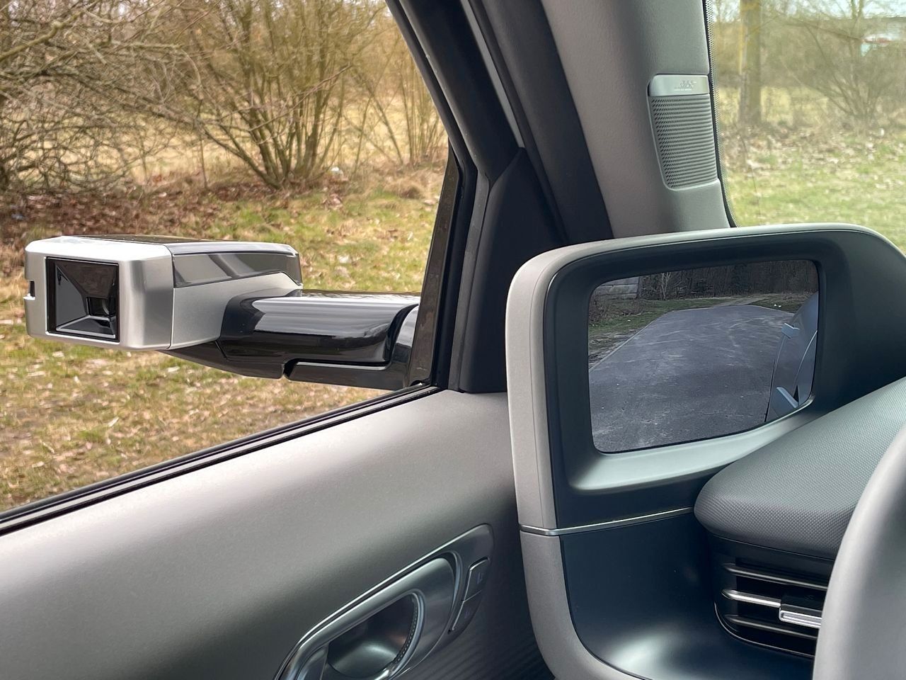 Fahrzeugabbildung Hyundai IONIQ 6 168kW Dynamiq*ACC*GSD*MatrixLED*MIETKAUF