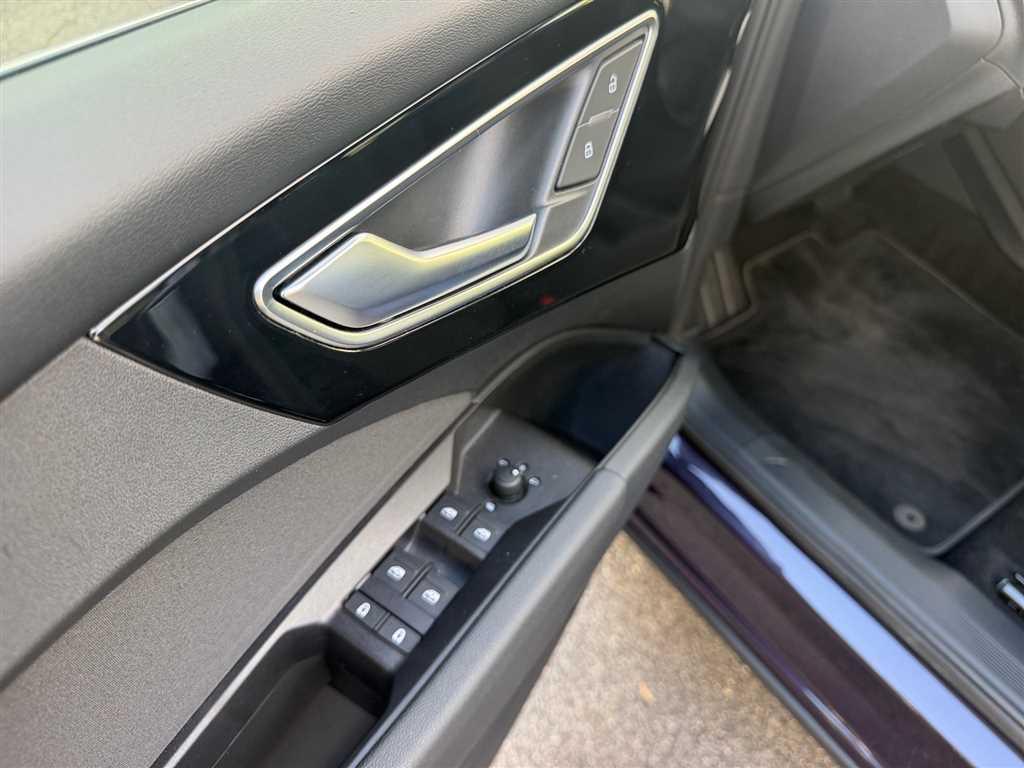 Audi Q4 45 82 kWh Assistenzpaket plus, миниатюра 16