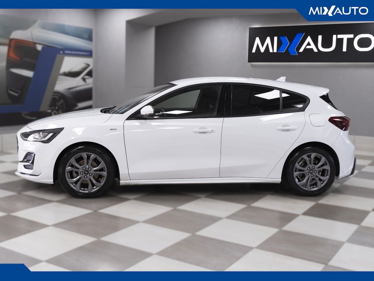 Ford Focus 1.0T Ecoboost H ST-Line X 155CV Power imagem 3