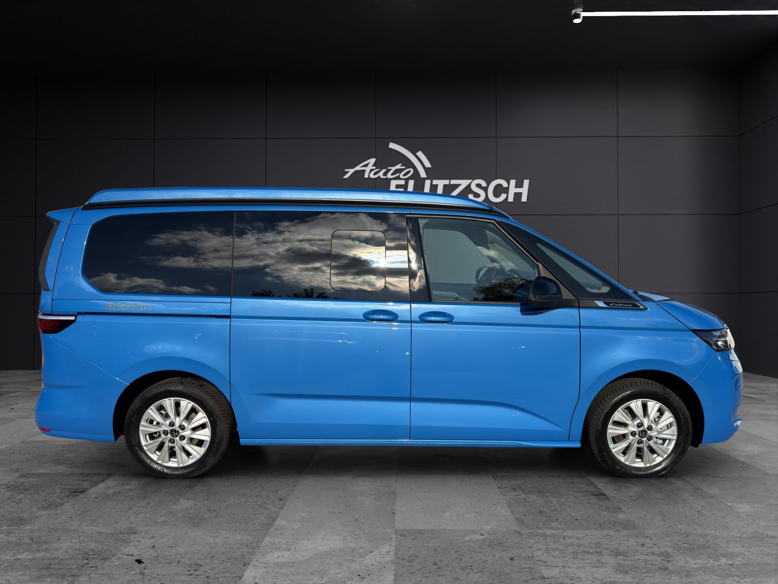 Fahrzeugabbildung Volkswagen T7 California Beach Tour 7- DSG AHK NAVI ACC SIT