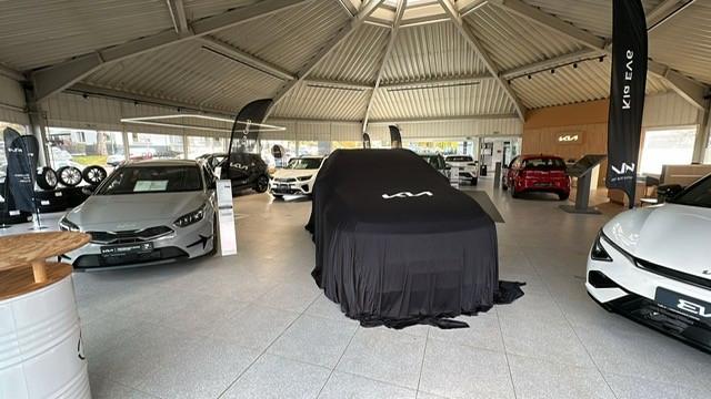 showroom-image-bottom