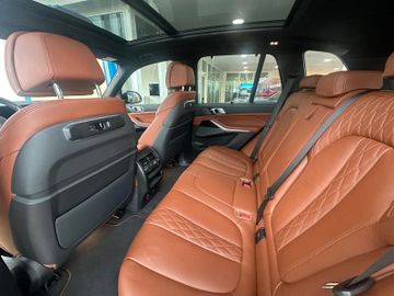 BMW X5 - 11