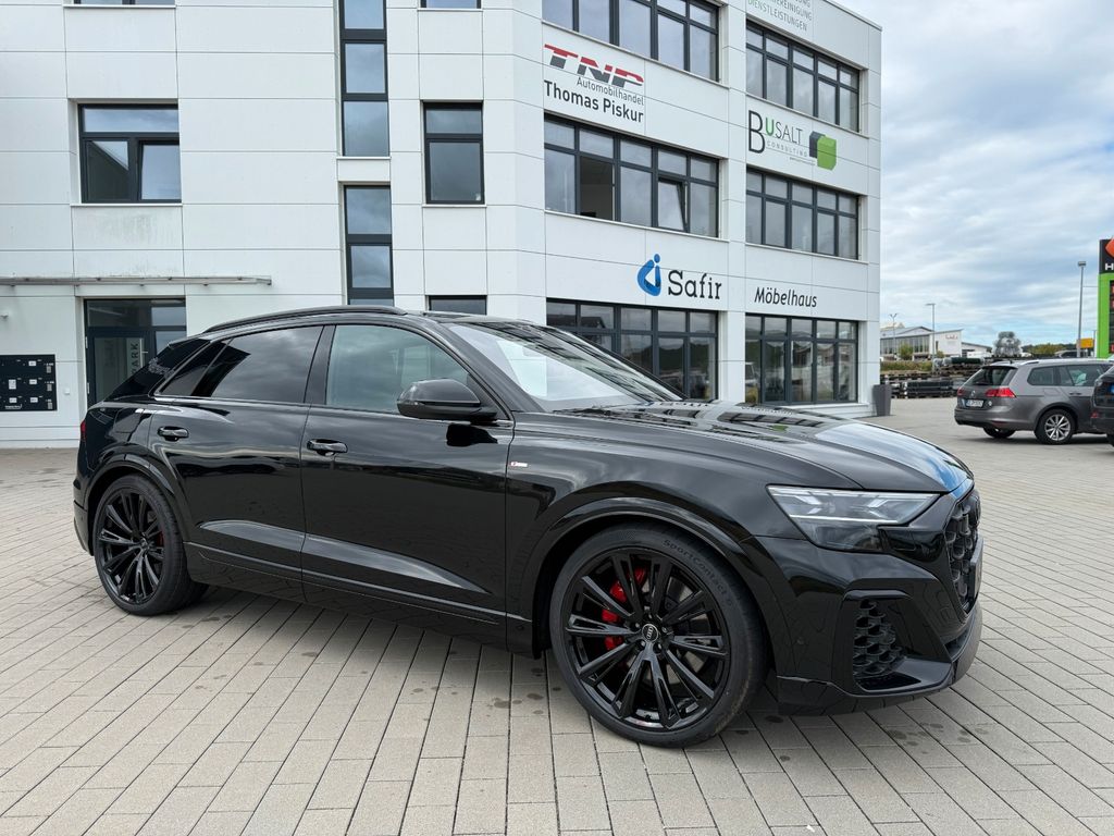 Audi Q8 55 TFSI e + AHK+PANO+B&O+ALLRADLENKUNG