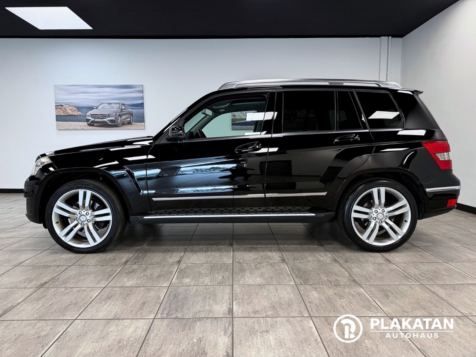 Fahrzeugabbildung Mercedes-Benz GLK 320 CDI 4Matic Navi Leder Panorama Bi-Xenon