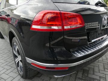 Volkswagen Touareg - 11