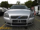 Volvo V50 Kombi 2.4i Momentum - Volvo V50: 2.4
