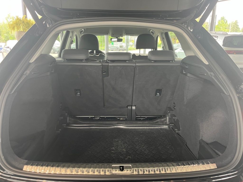 Fahrzeugabbildung Audi Q3 45 2,0 TFSI quattro advanced (EURO 6d-TEMP)