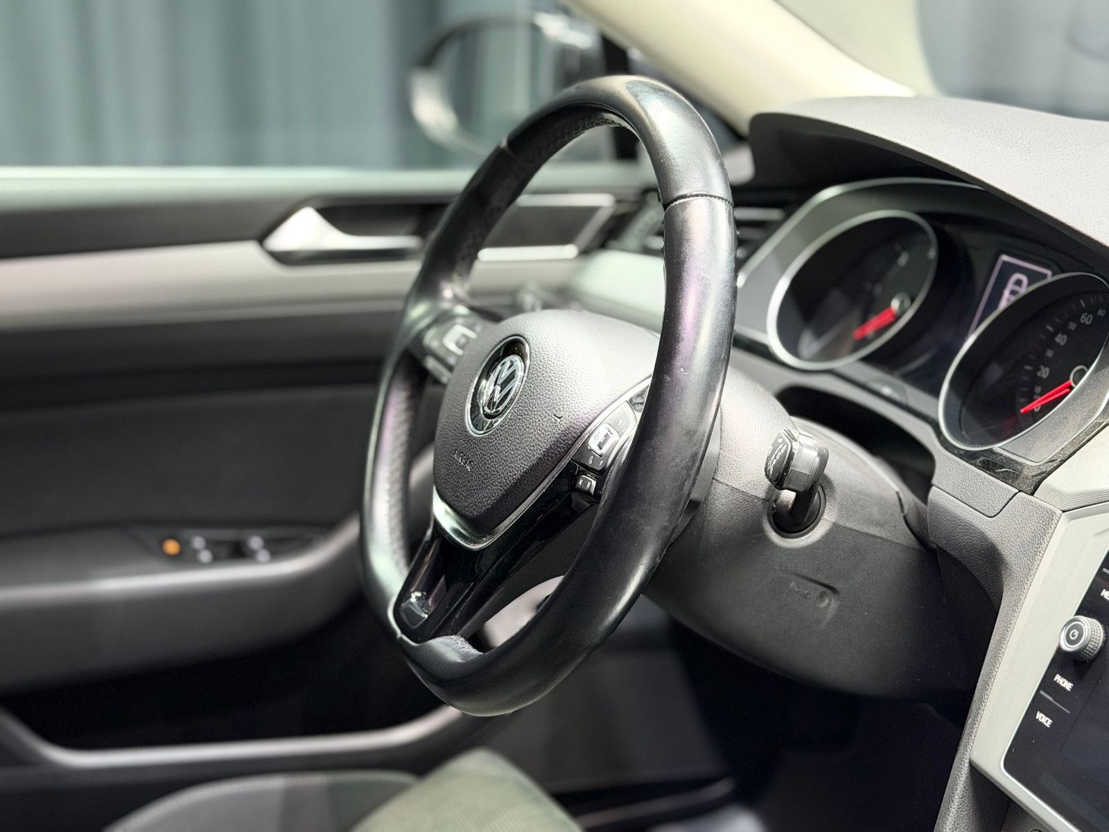 Fahrzeugabbildung Volkswagen Passat Variant Comfortline|NAVI|PDC|2-HD