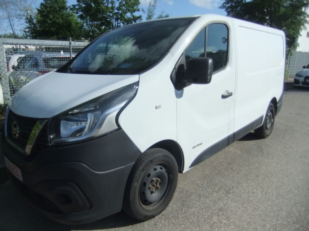 Image of Nissan NV300