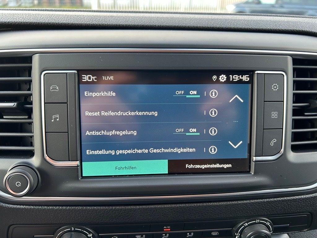 Fahrzeugabbildung Citroën Jumpy ELEKTRO, Klima, PTS, Tempomat, 3-Sitzer, D
