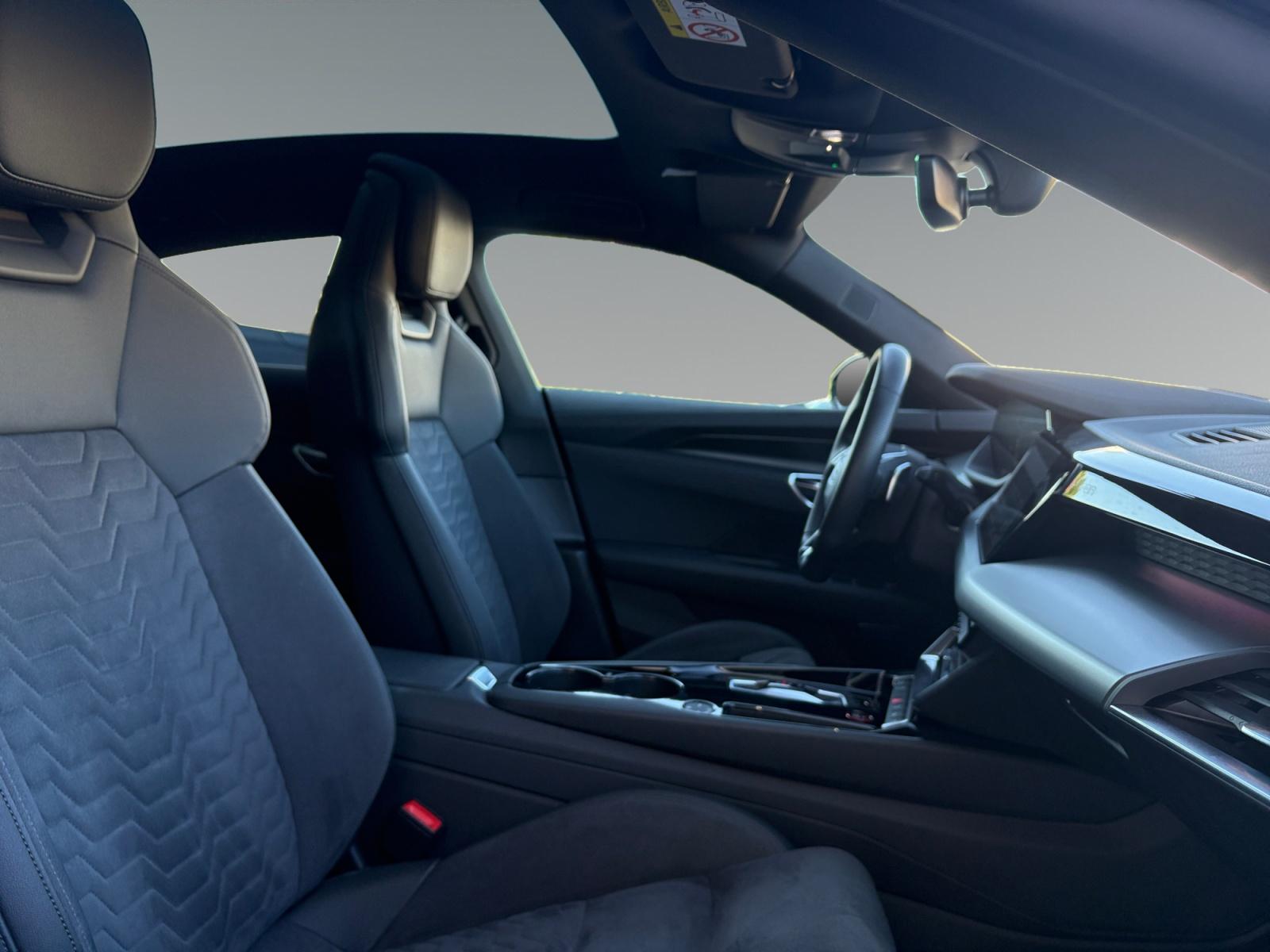 Audi e-tron GT quattro B&O Sportsitze plus Matrix 