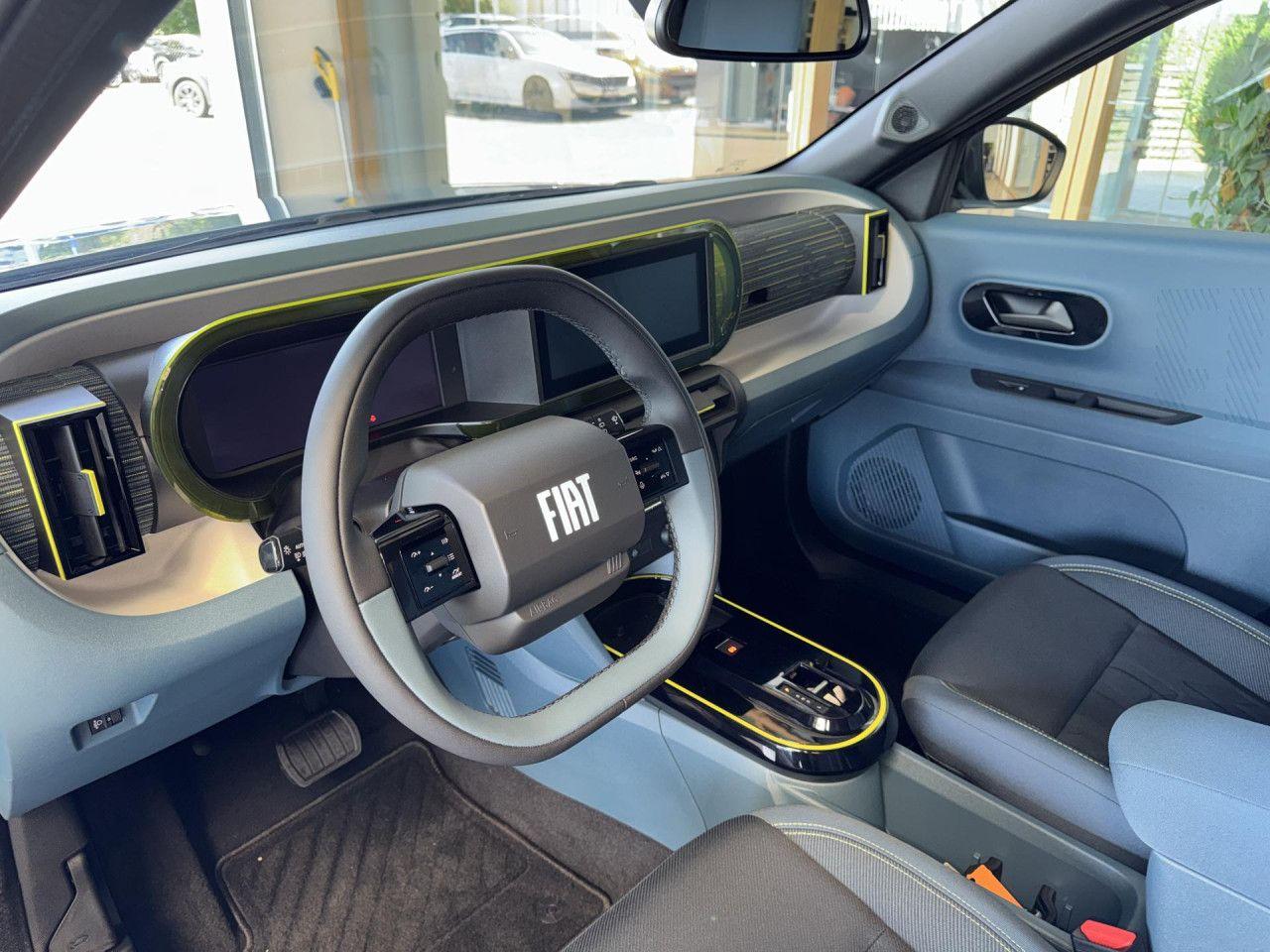 Fiat Grande Panda Hybrid 1.2 eDCT Icon, Kamera, LED!