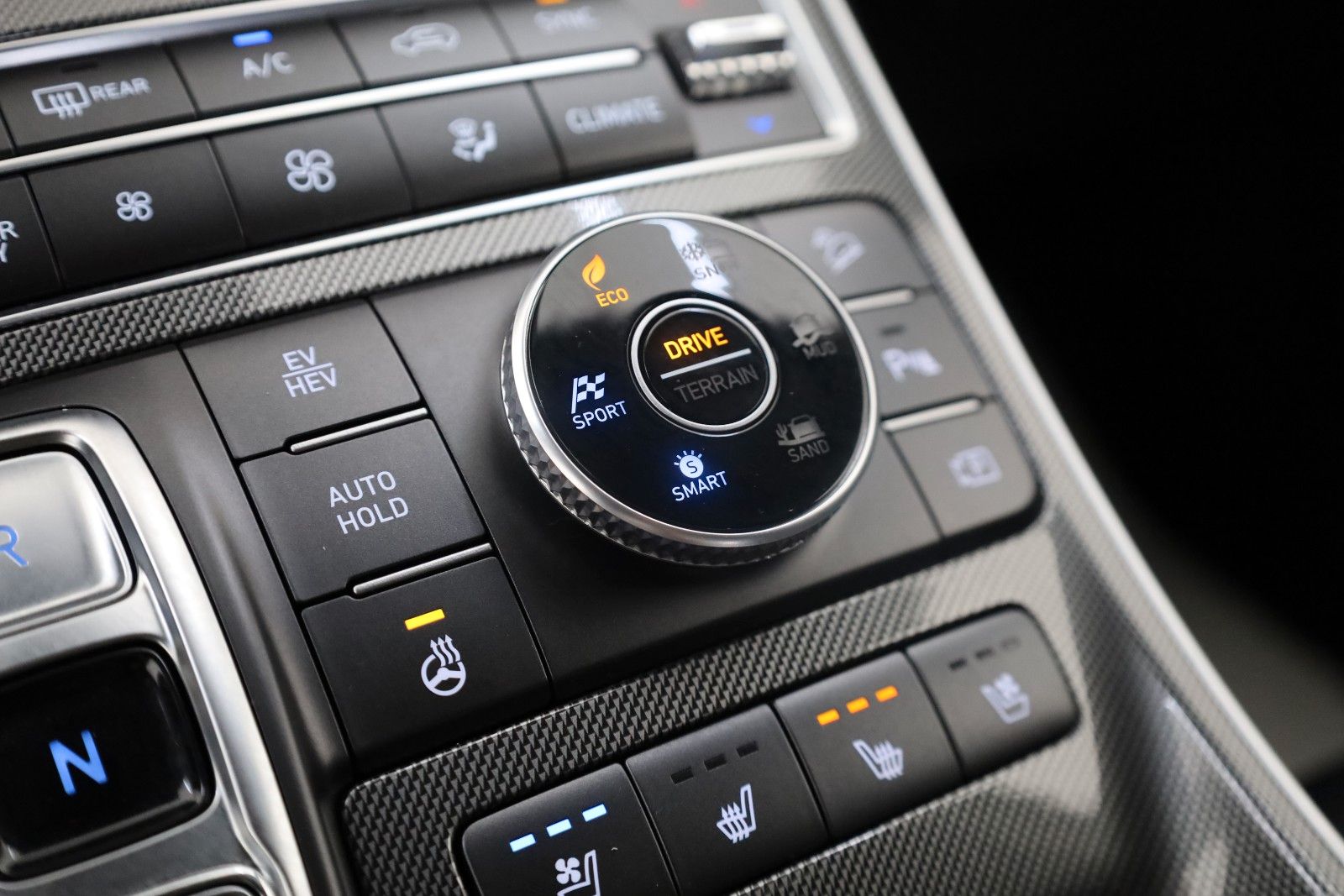 Fahrzeugabbildung Hyundai Santa Fe SHINE Hybrid 4WD Leder,Navi,Kamera,ACC