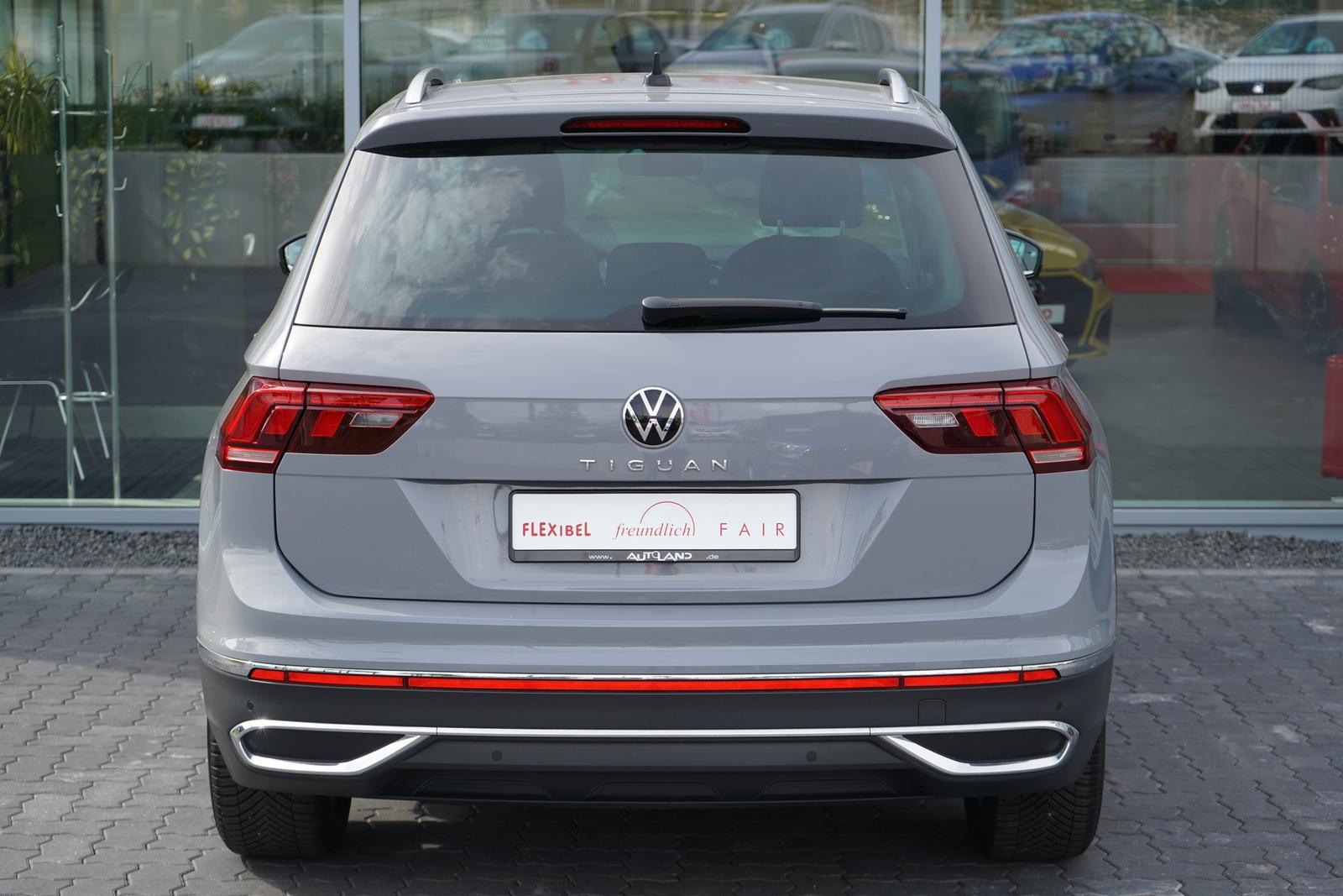 Volkswagen Tiguan 1.5 16V TSI Elegance Standheizung ACC PDC, миниатюра 3