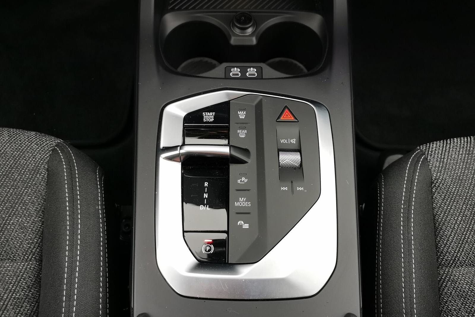 BMW 1 Series i M Sport Design NAV SHZG ParkAss+RFK Alarm, миниатюра 14