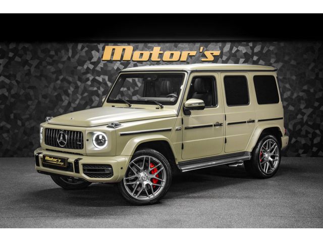 Mercedes-Benz G 63 AMG V8 Bi-Turbo / Obsidian Black Metallic