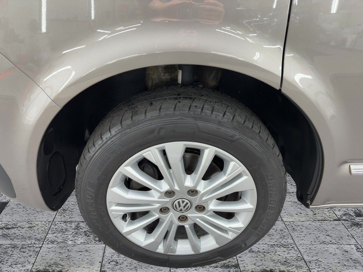 Volkswagen T6.1 Multivan 2.0 TDI DSG GENERATION SIX LED ACC foto 7
