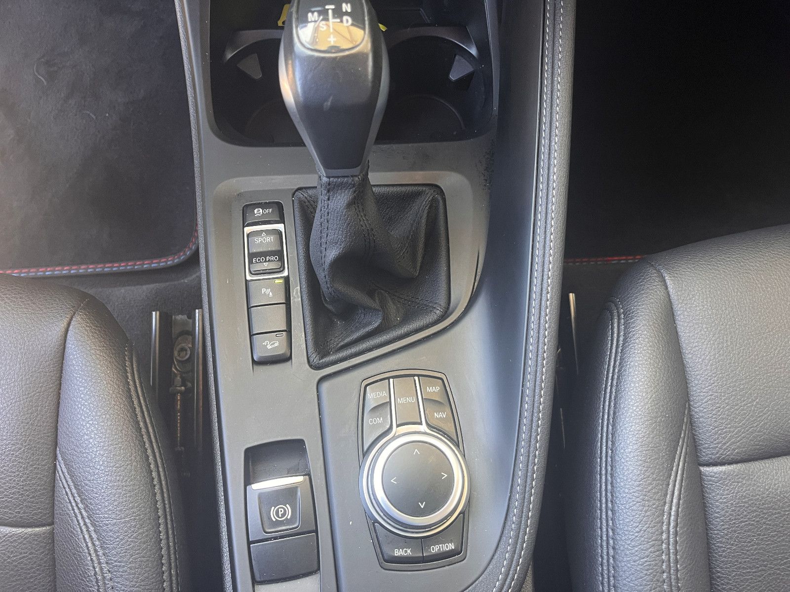 Fahrzeugabbildung BMW X1 xDrive25i Sport Line Steptronic