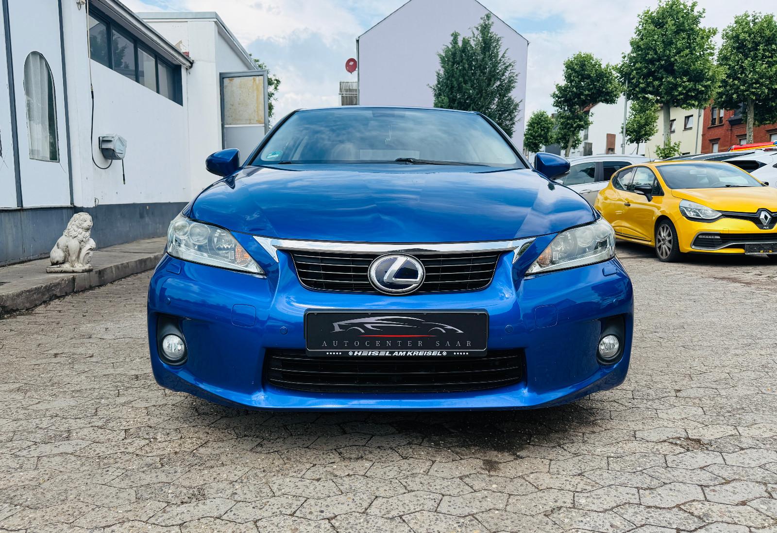 Lexus CT 200h Hybride 136 ch Dynamic • Boîte auto • 135 000 km • Phares LED • Radars AV/AR • Keyless