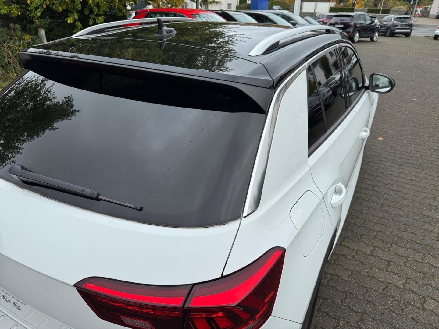 Volkswagen T-Roc R-Line 1.0 TSI LED Navi Climatronic Sitzhe, миниатюра 26