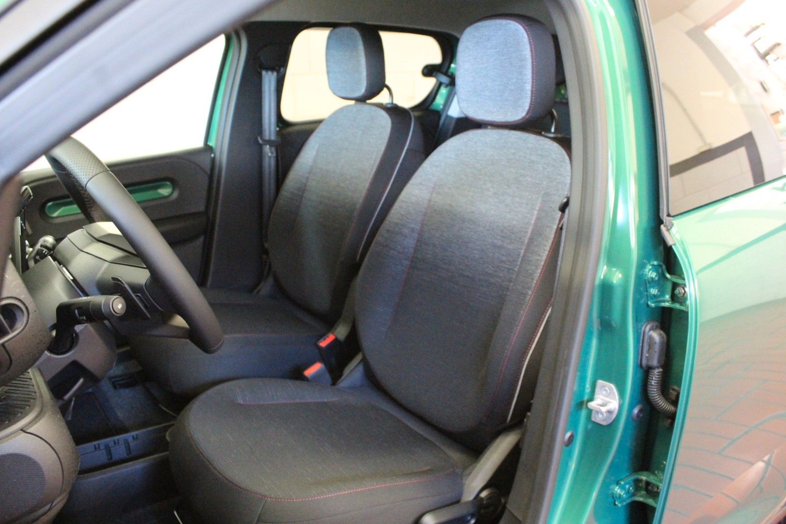 Fahrzeugabbildung Renault Twingo E-Tech 80 Urban Range *Techno*Sitzheizung