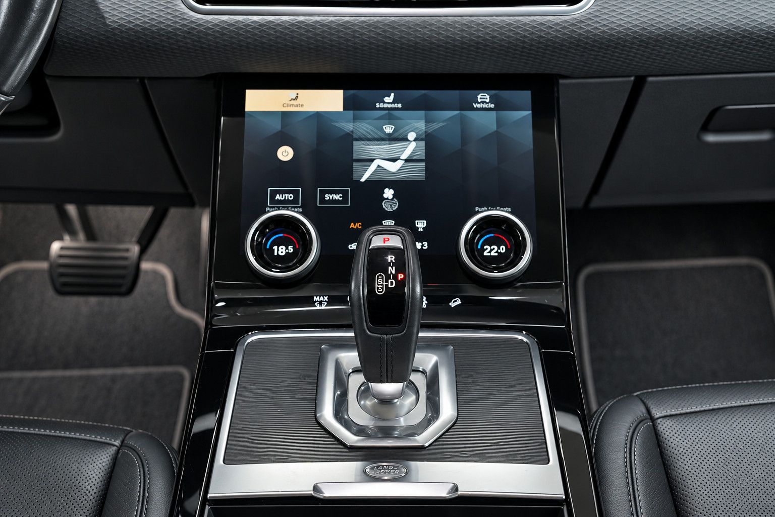 Fahrzeugabbildung Land Rover Range Rover Evoque S /KAMERA/CAR-PLAY/L-HEIZUNG