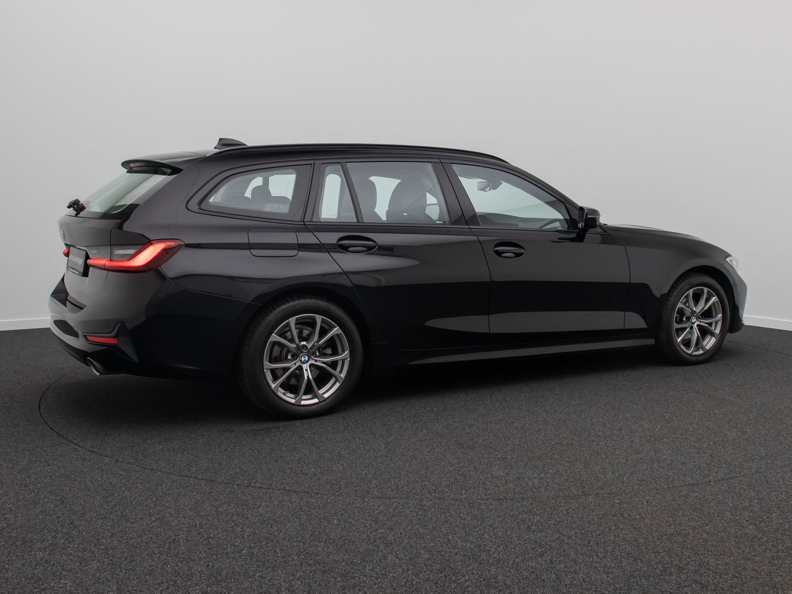 Fahrzeugabbildung BMW 320d  xD Sport Line Laser HUD DAB Komfort Alarm