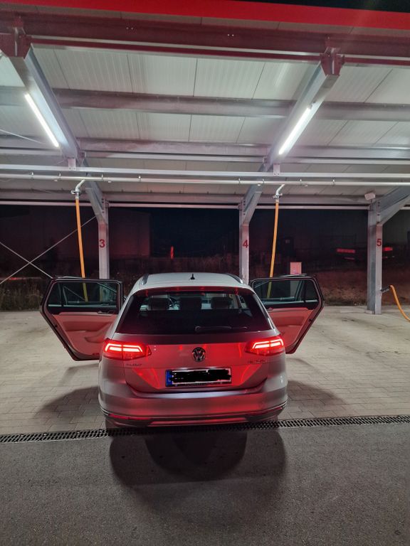 Image of Volkswagen Passat Variant