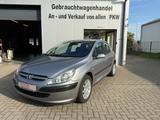 Peugeot 307 Esplanade HDI*AHK*8FACH*KLIMAAUTO - Peugeot 307: Limousine, Hdi