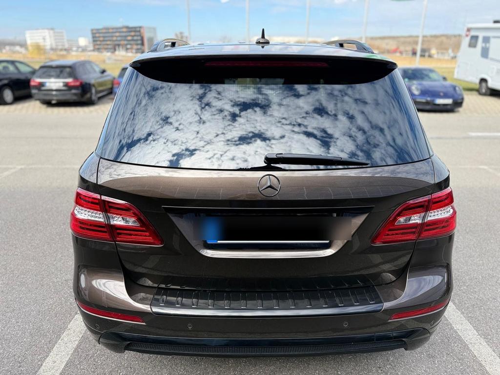 Mercedes-Benz ML 350