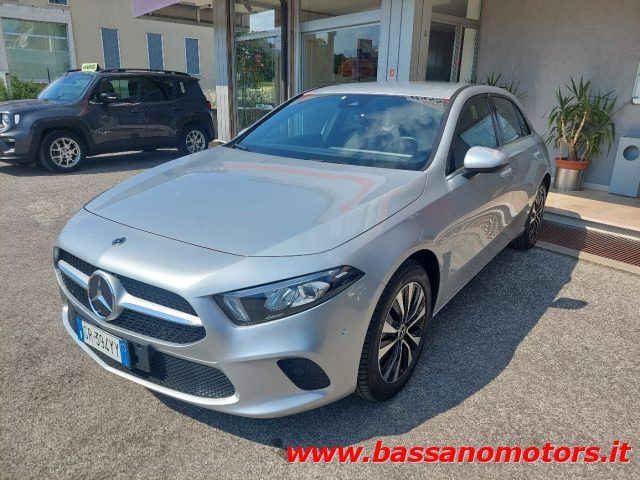 MERCEDES-BENZ MERCEDES-BENZ A 250 e hybrid EQ Business Plug In