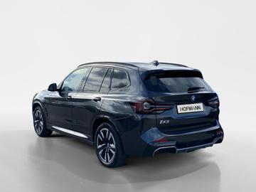 صورة 7 لـ 2023 BMW IX3