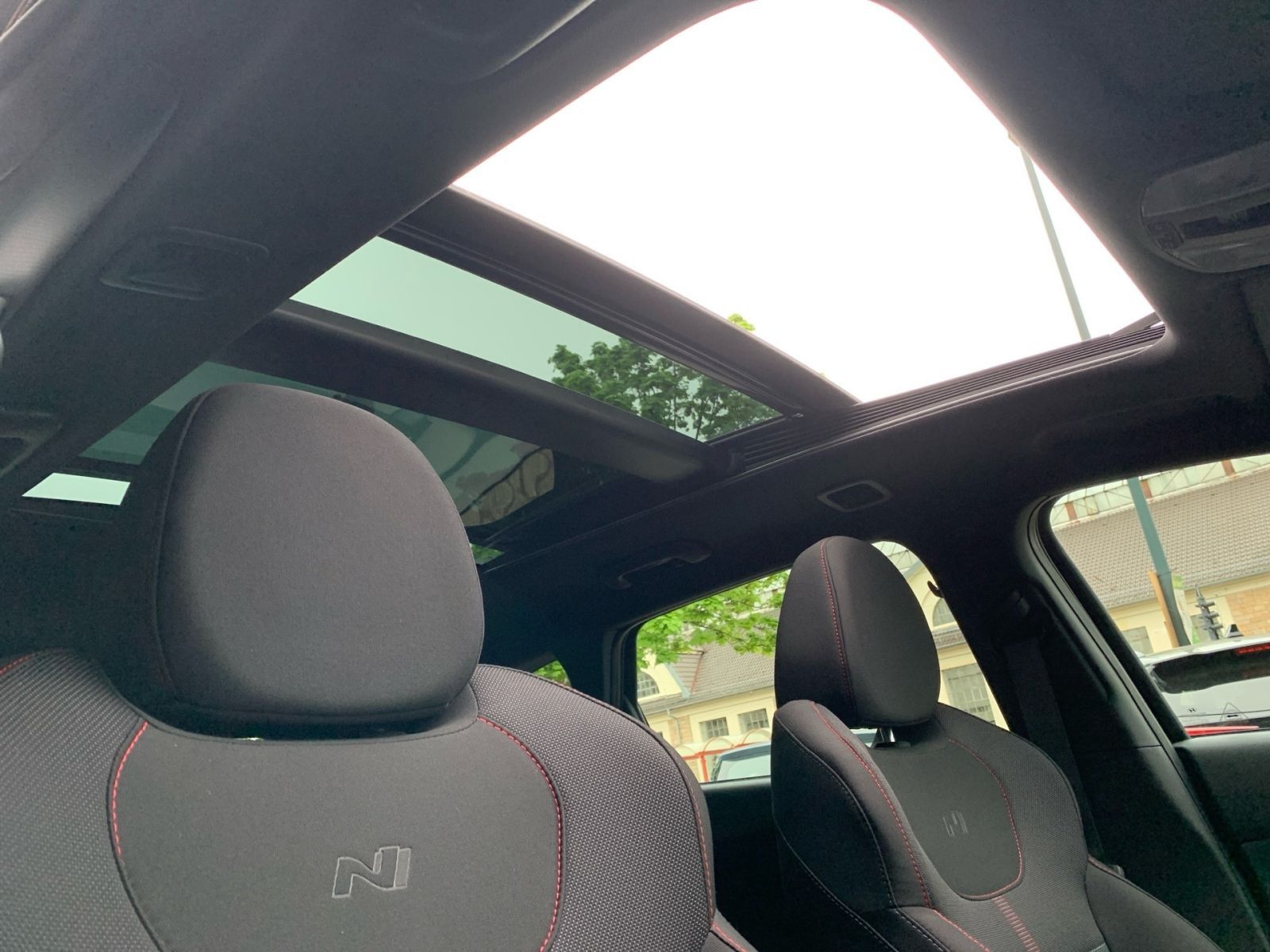 Fahrzeugabbildung Hyundai i30 Kombi 7-DCT 1.5 T-GDI N-Line Mild-Hybrid