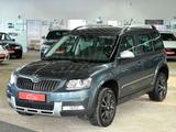 Skoda Yeti 2.0 TDI DSG 4x4 *AHK*SHZ*NAV*PDC*RK*BX*TEM* - Skoda Yeti: 2.0