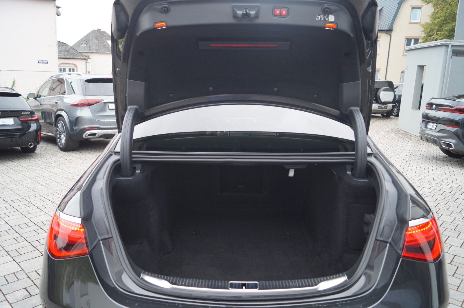 Mercedes-Benz S 350d *AMG Line, Superior Line, Soft-Close* foto 17