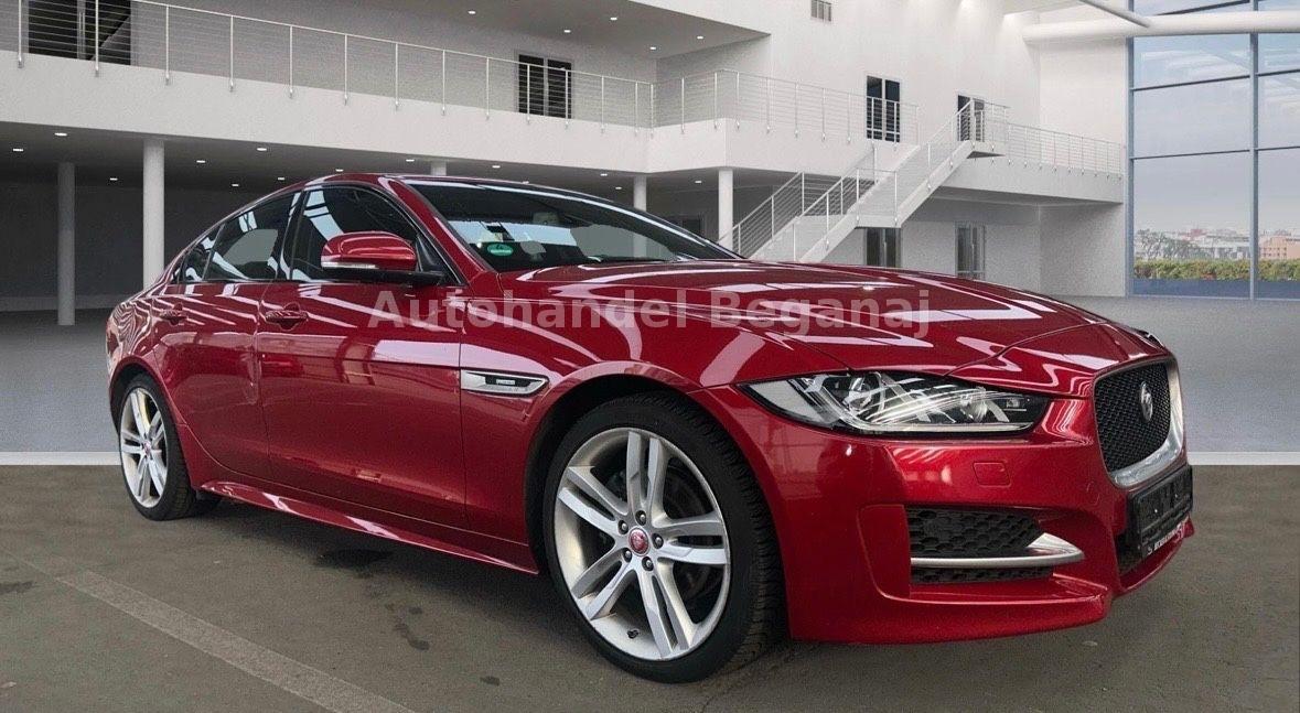 Jaguar XE R-Sport LEDER/NAVI/R-KAM/SHZ/PANO