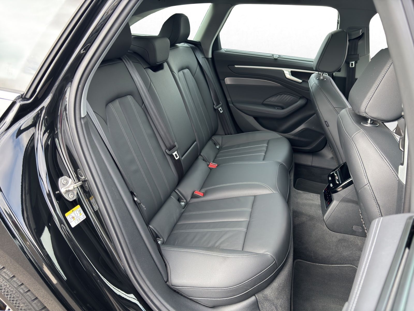 Audi A6 - Bild 15