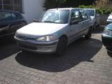Peugeot 106   Klima 3 türig, - gebrauchte Peugeot 106 aus dem Jahr 2000