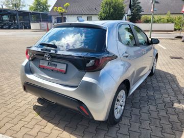 Toyota Yaris - 5