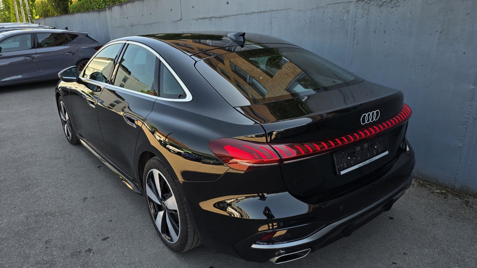 Audi A5 TFSI S tronic 3 x S line Neues modell foto 3