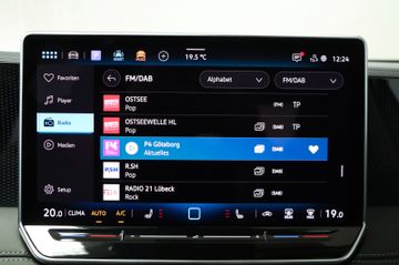 Volkswagen Tiguan 1.5 eTSI AHK StHz Panodach