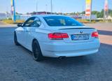 BMW 320d Coupé - - BMW 320 aus 2009: Coupe, 320d