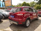 Ford Kuga Titanium Automatik/Navi/Allrad - Ford Kuga aus 2016 mit Diesel-Antrieb: Navigationssystem, Geländewagen