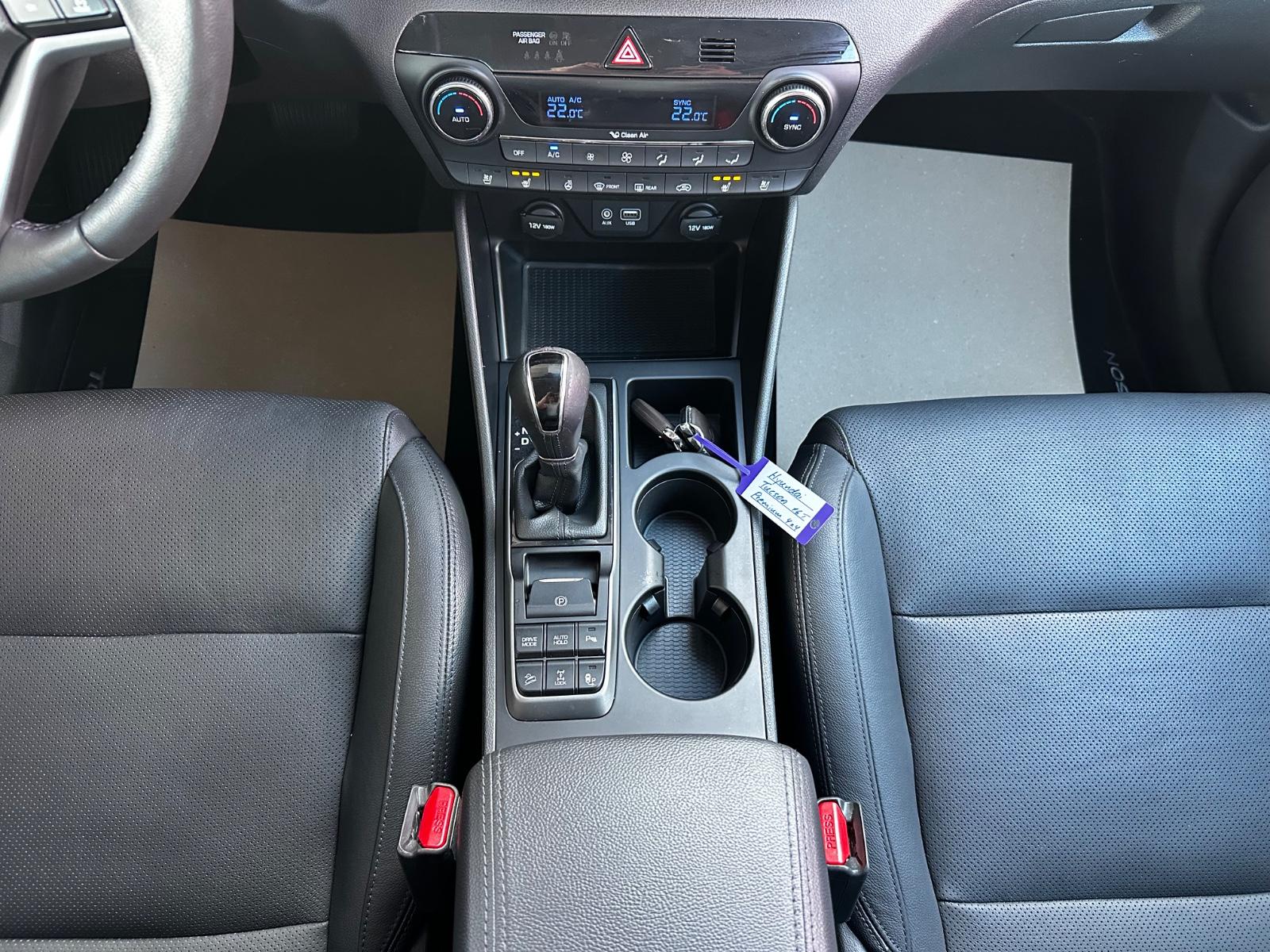 Hyundai Tucson Premium 4WD "LEDER"NAVI"SHZ"LHZ"DAB"