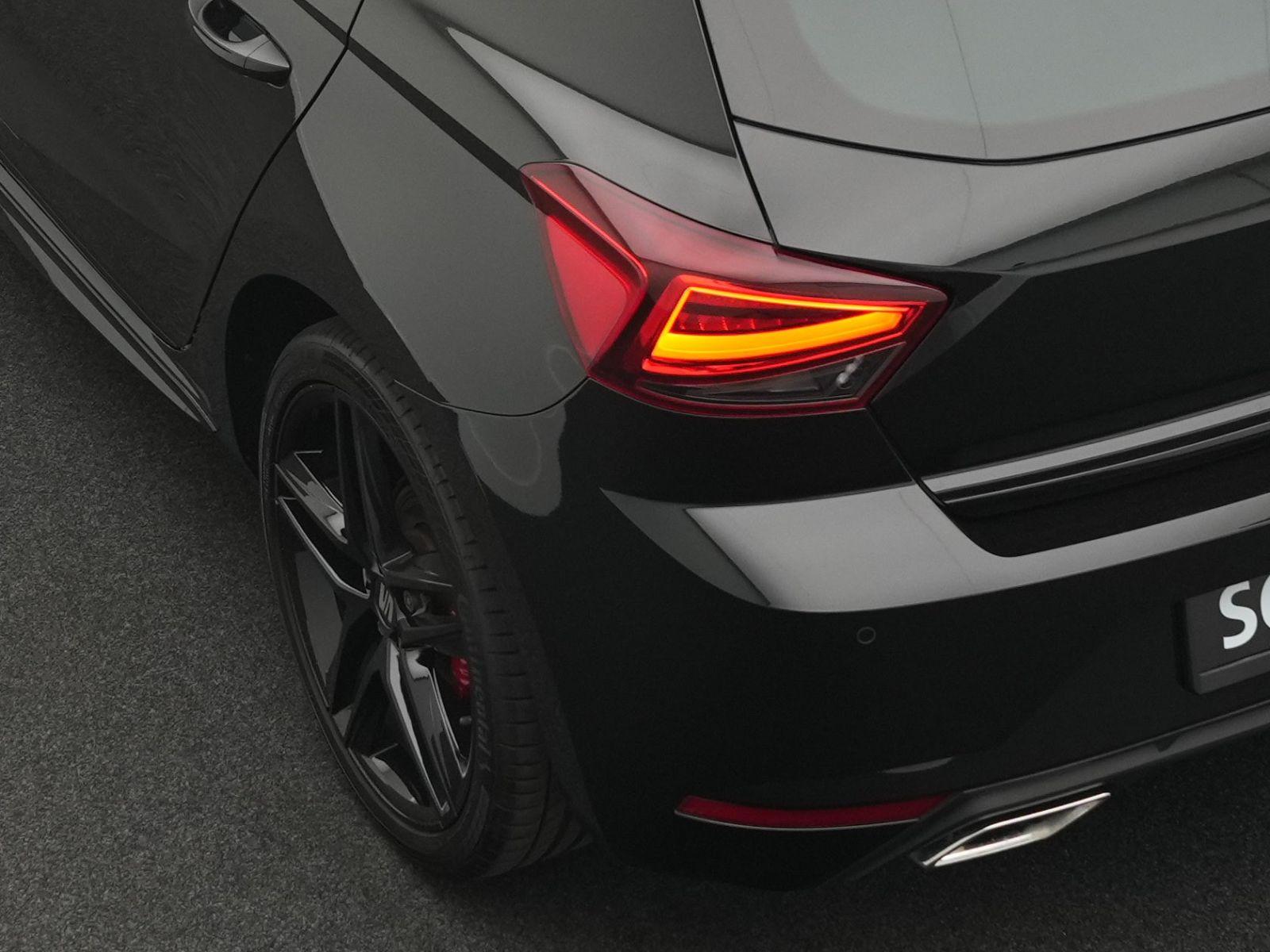 Seat Ibiza FR 1.5 TSI DSG PANO*LED*R-KAM*NAV*18"