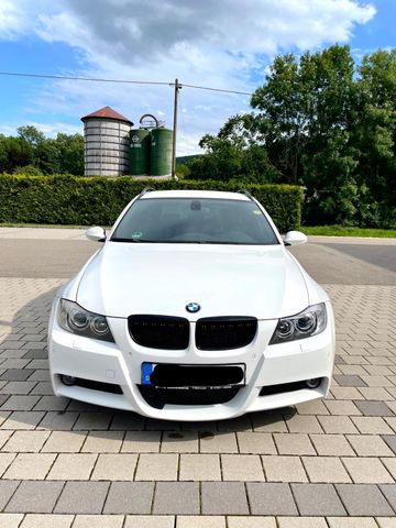 BMW 335 XI Touring M Paket