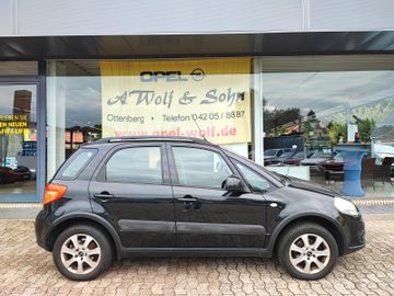 Fotografie Suzuki SX4 Club 1.6 VVT i-AWD 4x4+AHK+SHZ+ALU+CD+