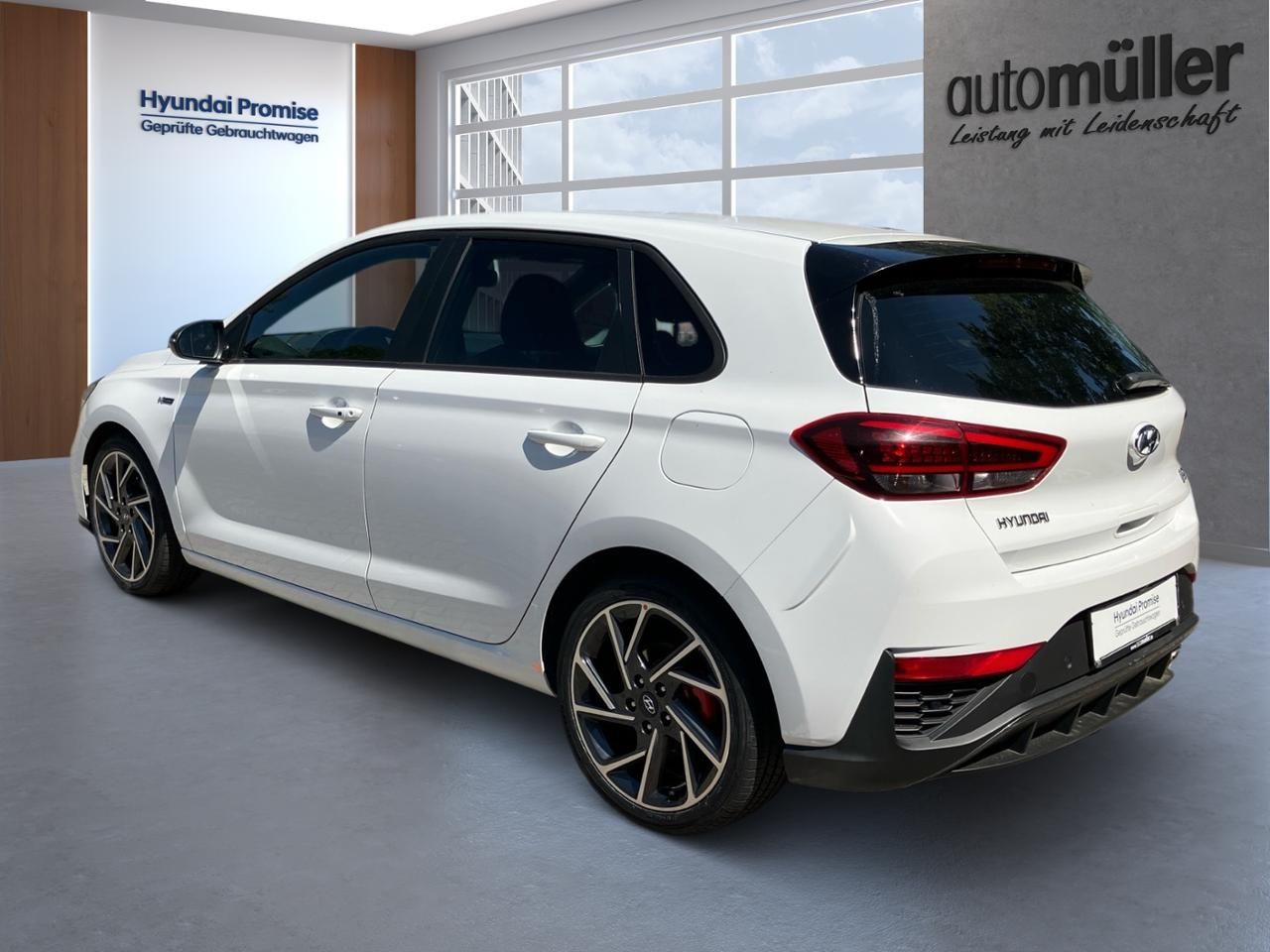 Fahrzeugabbildung Hyundai i30 N-LINE LED*NAVI*SHZ*LHZ*KEYLESS*INDUKTIV