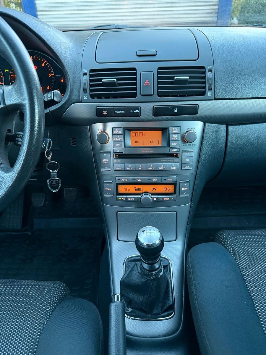 Toyota Avensis 2006 — photo 13
