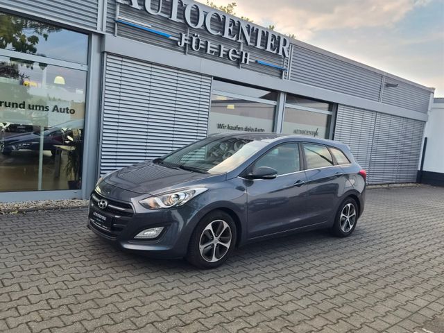 HYUNDAI i30 cw blue